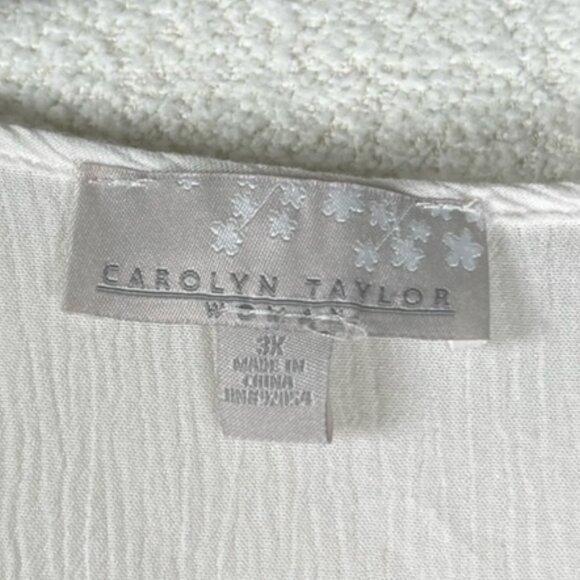 Carolyn Taylor Women’s Lace-detailed Blouse, 3/4 Bell Sleeves Plus Size 3X - Picture 2 of 7